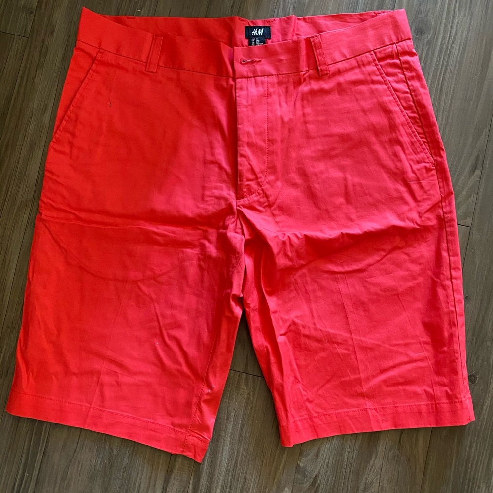 H &M men’s shorts size 34